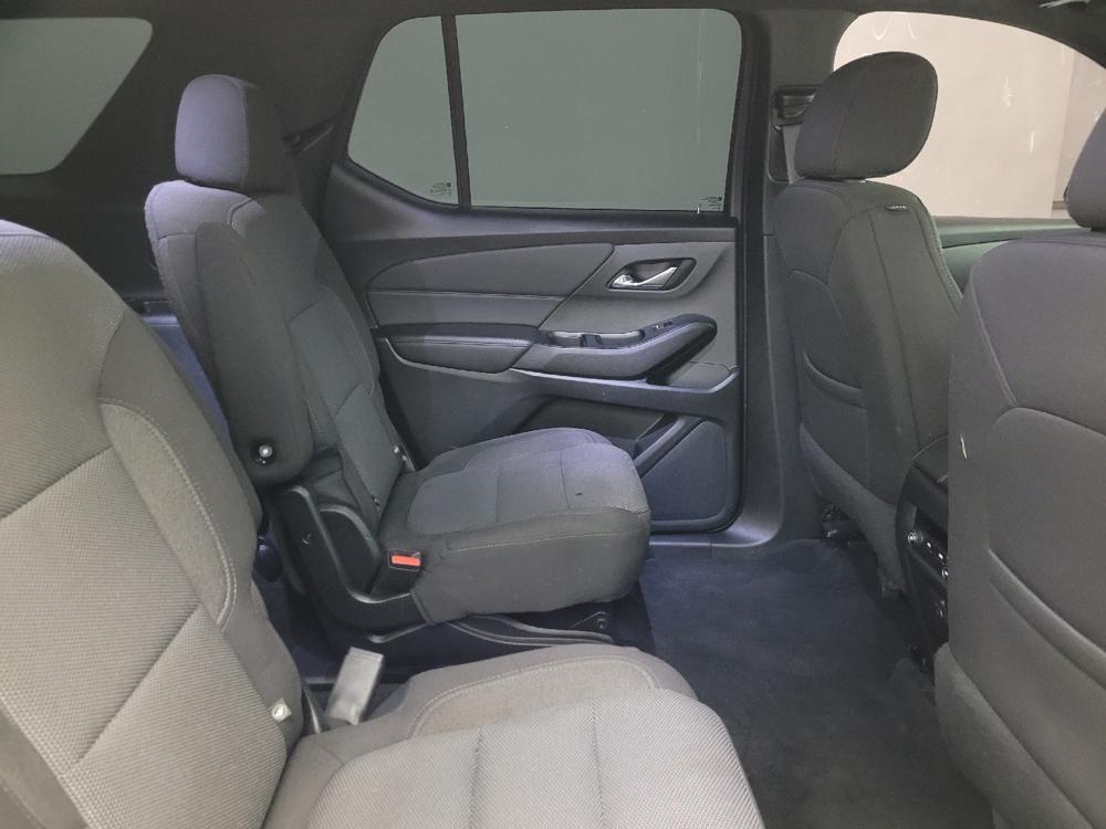 used 2023 Chevrolet Traverse car, priced at $26,995