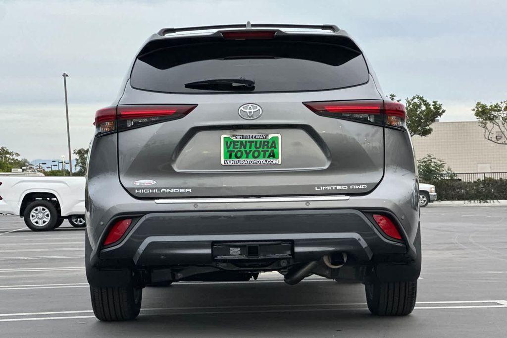 new 2026 Toyota Highlander car, priced at $54,960