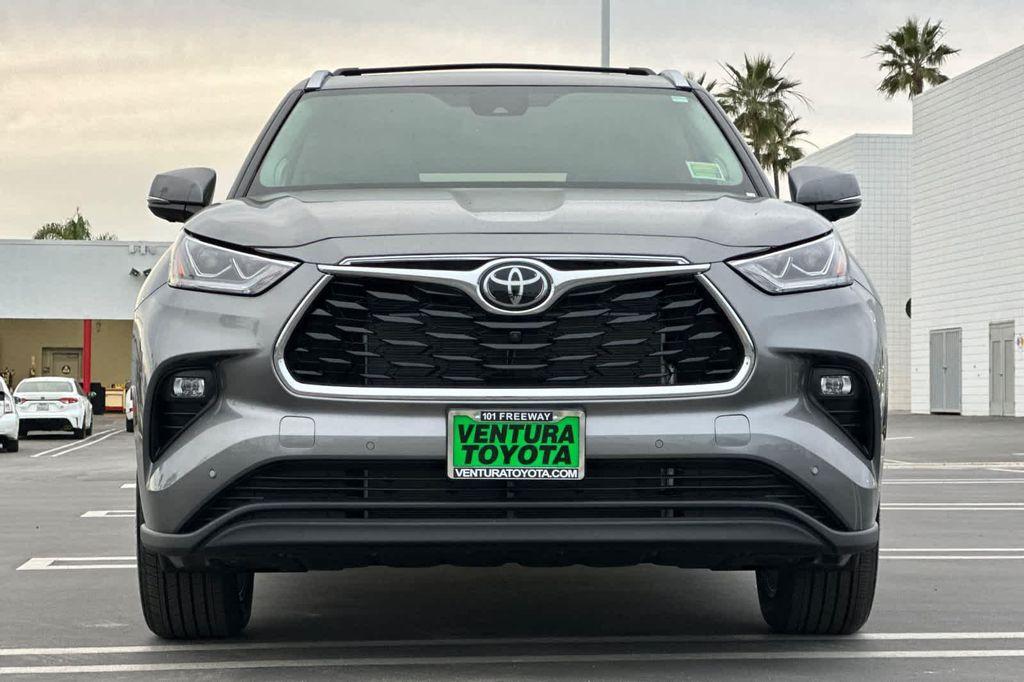 new 2026 Toyota Highlander car, priced at $54,960