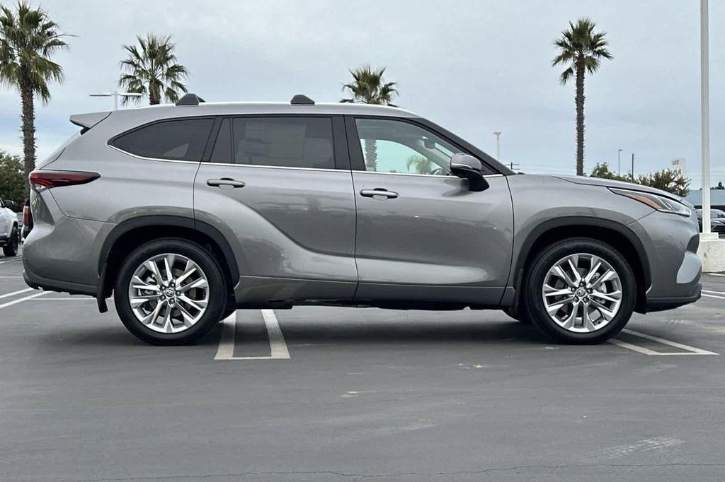 new 2026 Toyota Highlander car, priced at $54,960