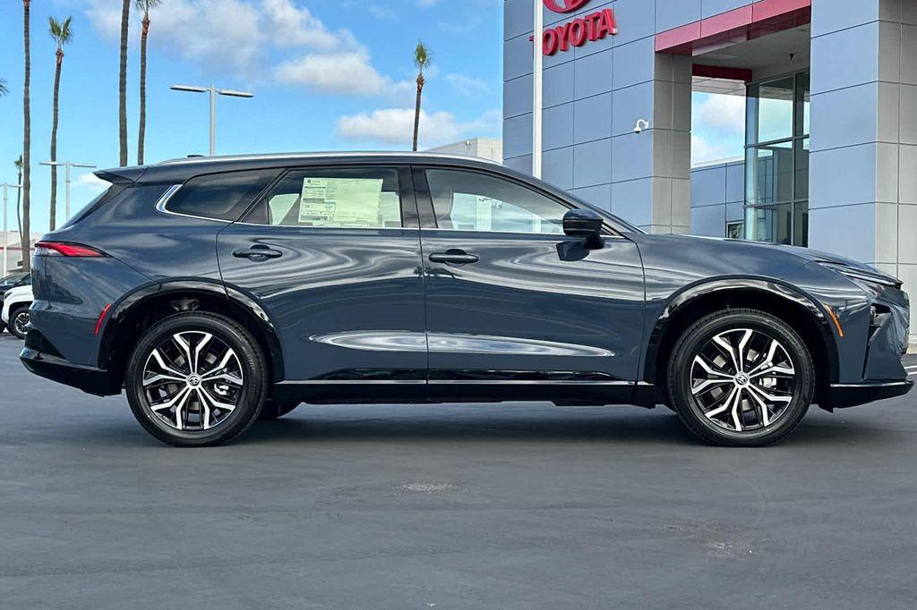 new 2026 Toyota Crown Signia car, priced at $46,204