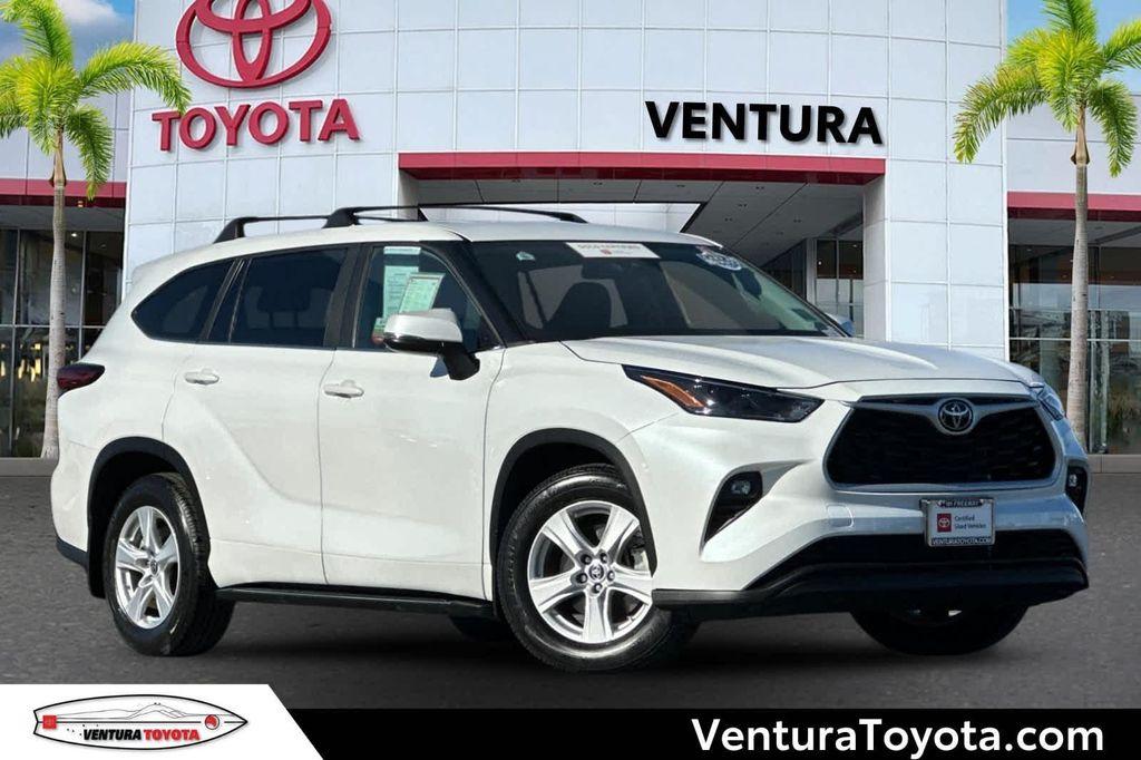 used 2023 Toyota Highlander car, priced at $34,977