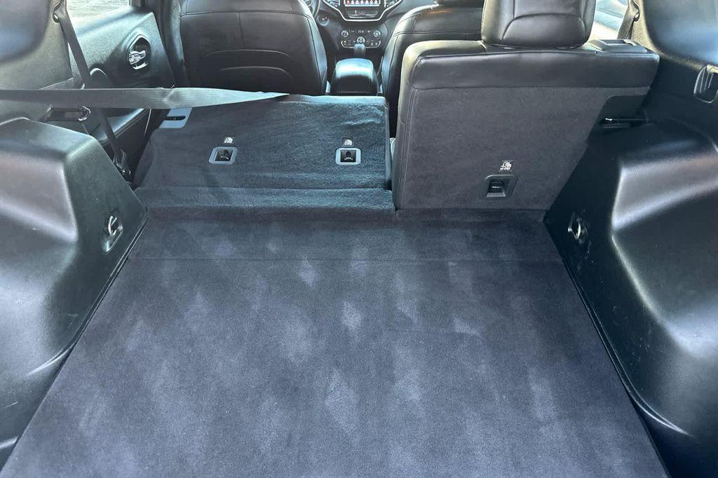 used 2019 Jeep Cherokee car, priced at $12,988