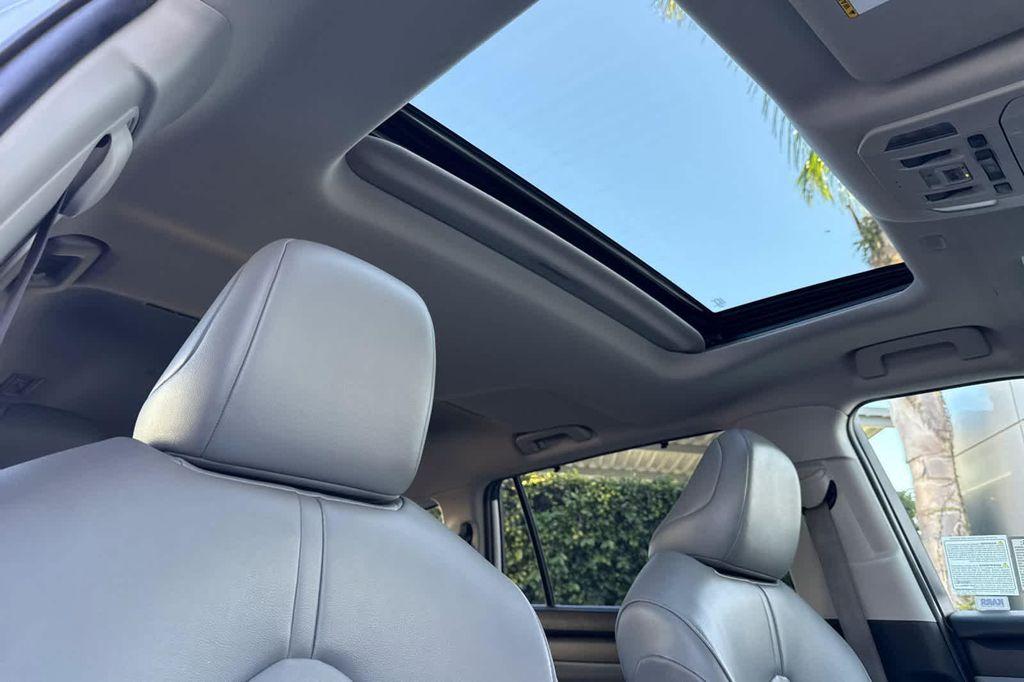 used 2022 Toyota Highlander car, priced at $27,888
