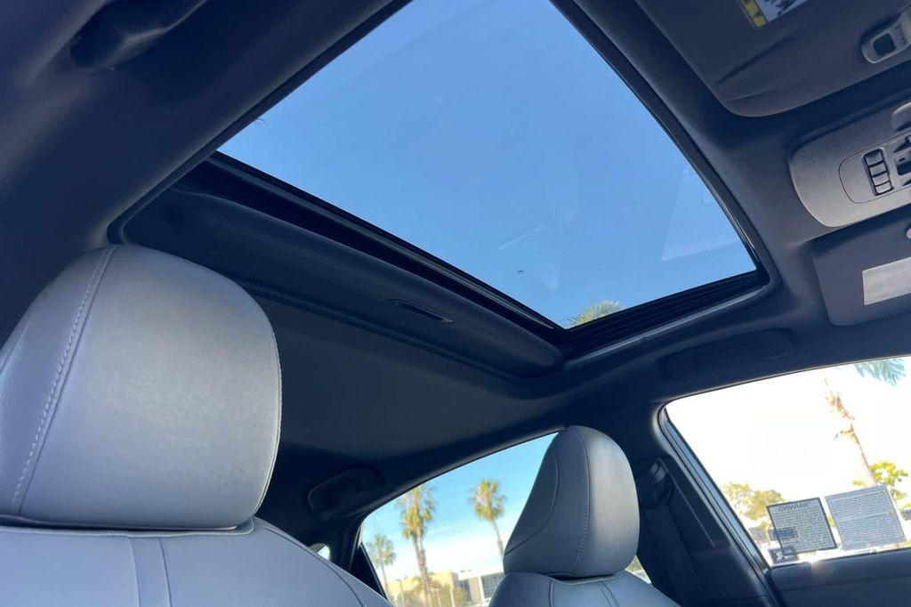 used 2020 Toyota Avalon Hybrid car, priced at $26,988