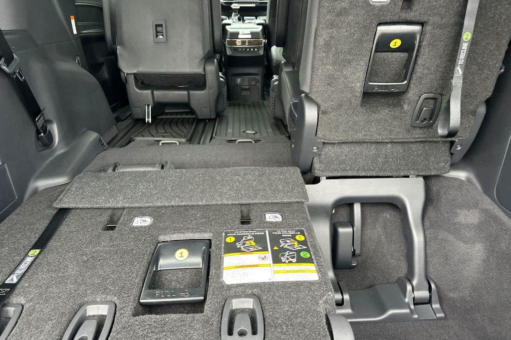 new 2026 Toyota Sienna car, priced at $60,889