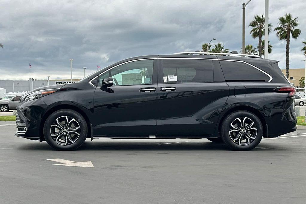 new 2026 Toyota Sienna car, priced at $60,889