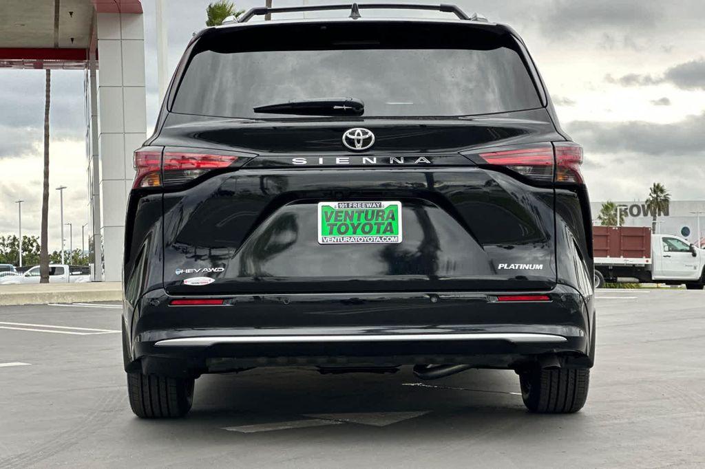 new 2026 Toyota Sienna car, priced at $60,889