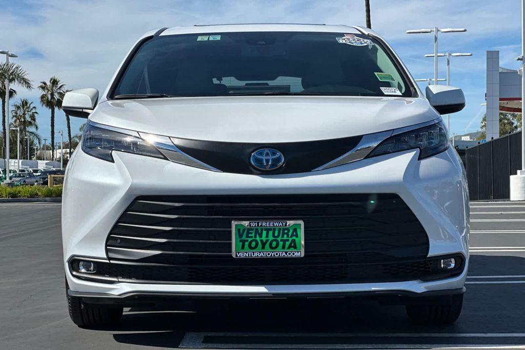 used 2025 Toyota Sienna car, priced at $47,988