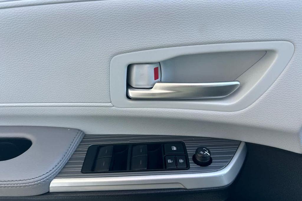 used 2025 Toyota Sienna car, priced at $47,988