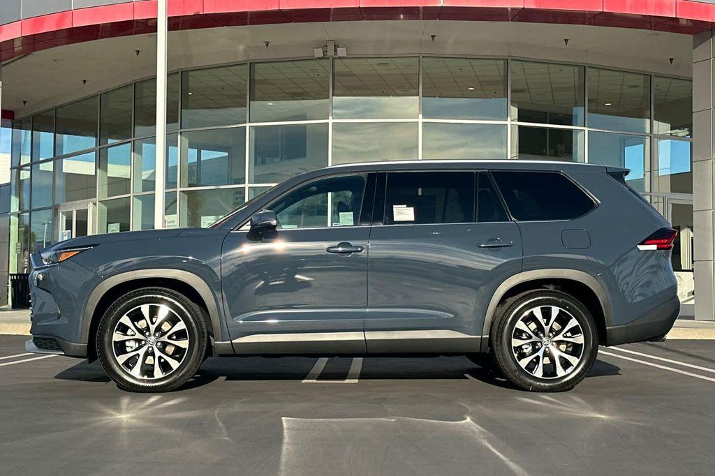 new 2026 Toyota Grand Highlander Hybrid car, priced at $60,233