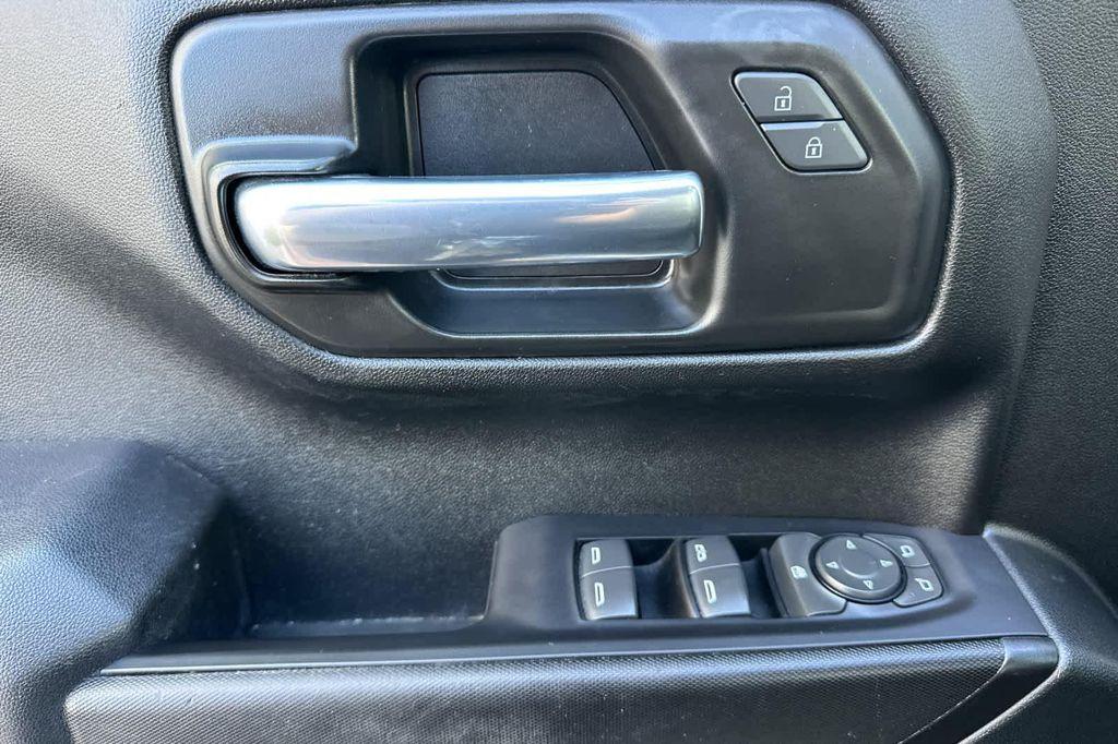 used 2022 Chevrolet Silverado 1500 car, priced at $25,735