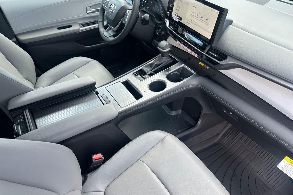new 2026 Toyota Sienna car, priced at $48,300