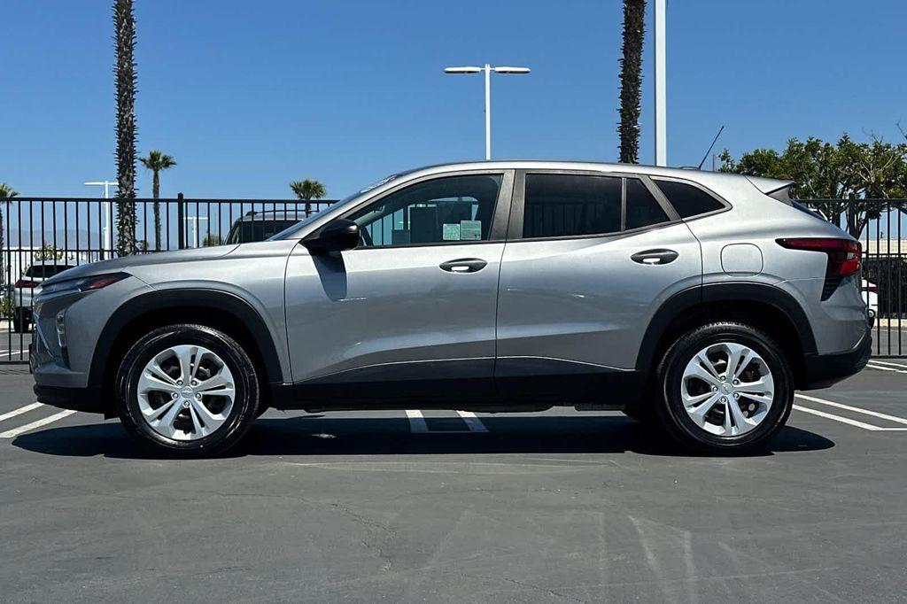 used 2024 Chevrolet Trax car, priced at $16,988