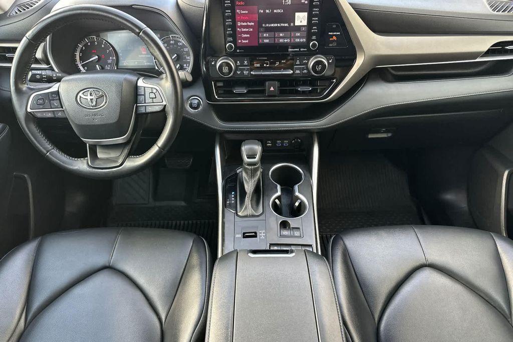 used 2022 Toyota Highlander car, priced at $26,988