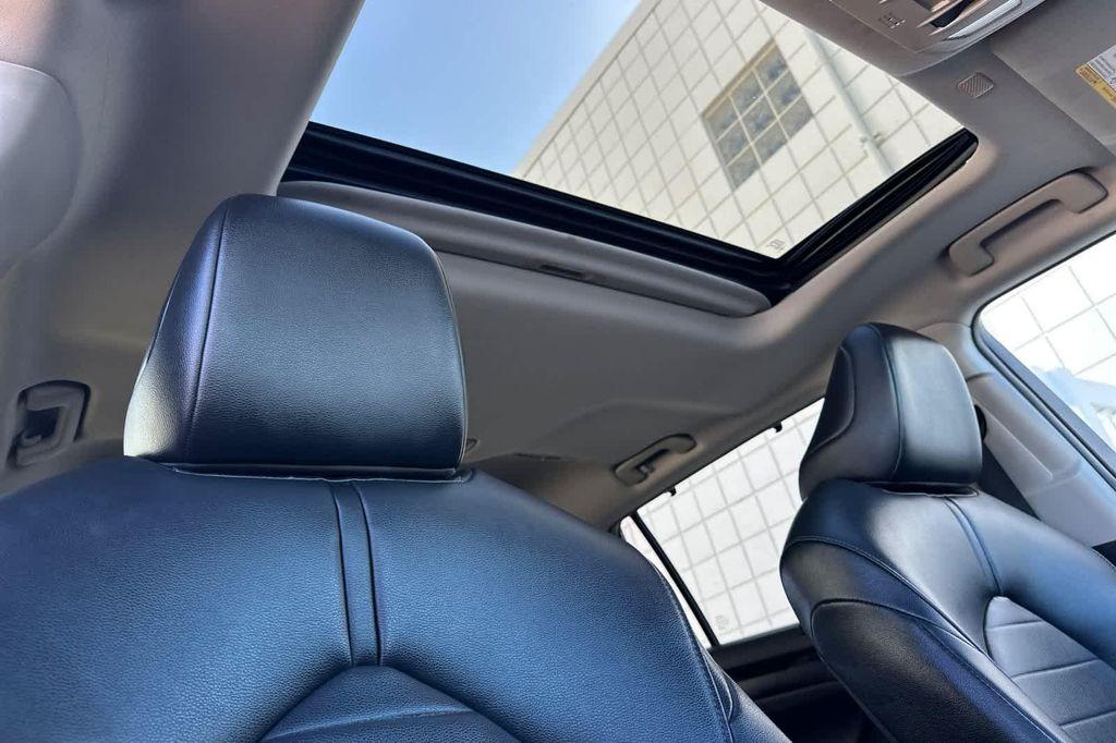 used 2020 Toyota Highlander car, priced at $25,617