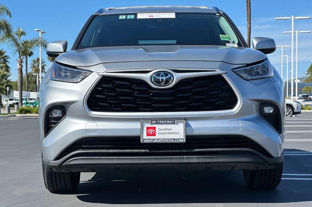 used 2020 Toyota Highlander car, priced at $25,617