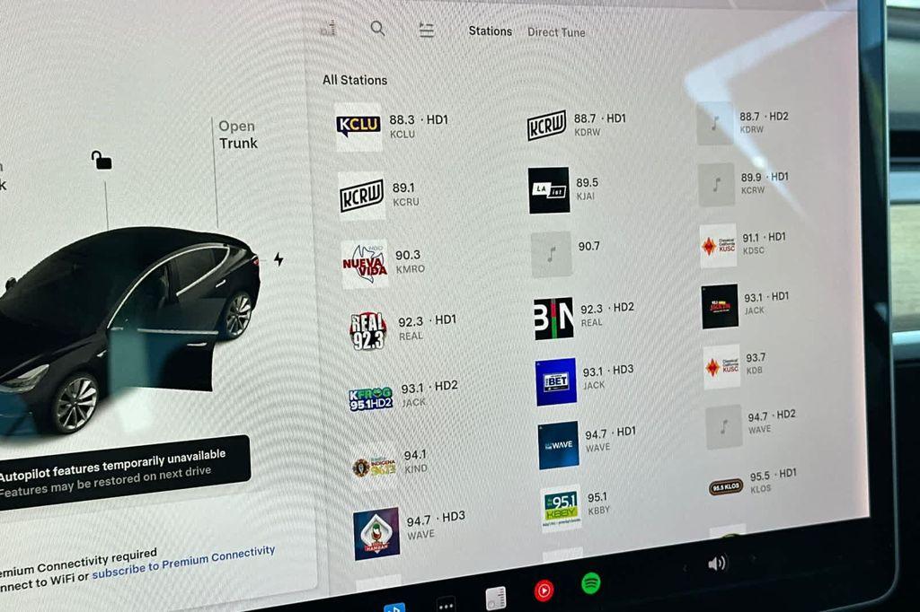 used 2018 Tesla Model 3 car, priced at $21,988