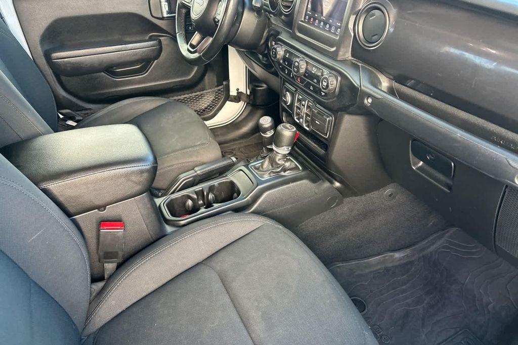 used 2022 Jeep Gladiator car, priced at $29,531