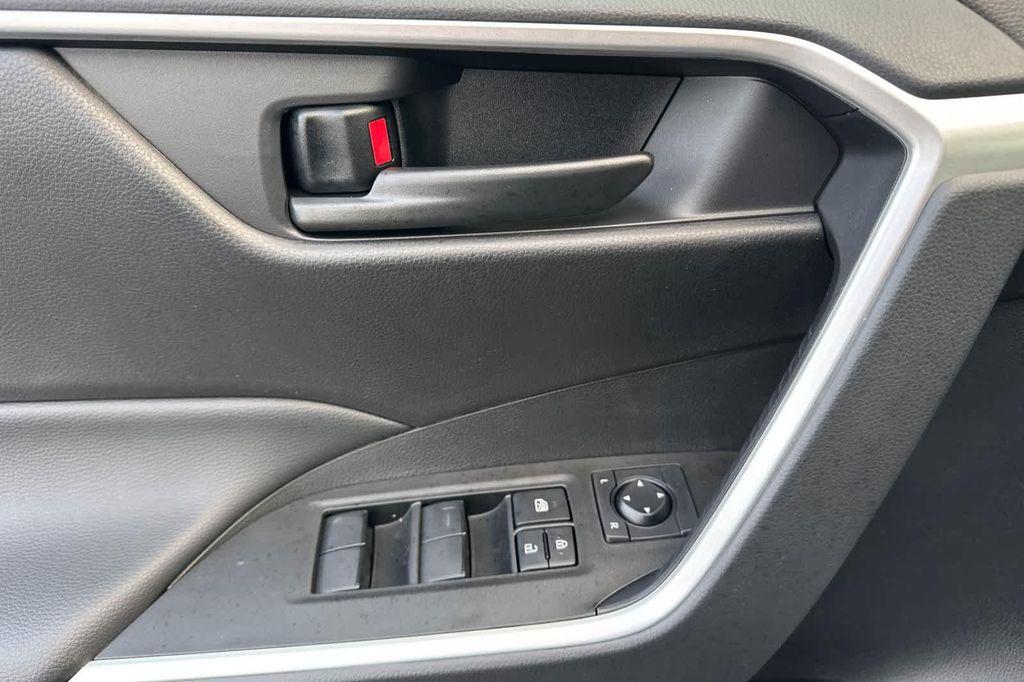 new 2025 Toyota RAV4 car, priced at $32,414