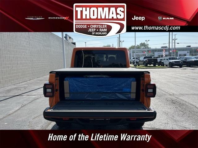 new 2025 Jeep Gladiator car, priced at $58,391