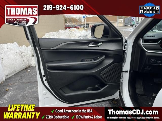 used 2024 Jeep Grand Cherokee car, priced at $26,777