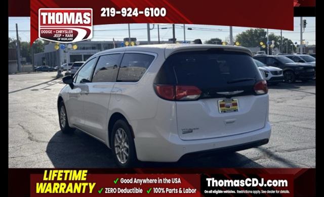 new 2026 Chrysler Pacifica car, priced at $38,445