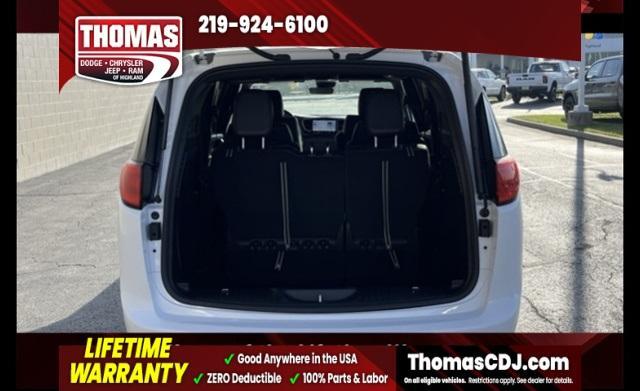 new 2026 Chrysler Pacifica car, priced at $38,445