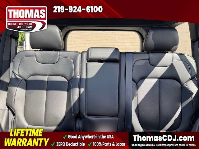 new 2025 Jeep Grand Cherokee car, priced at $46,901