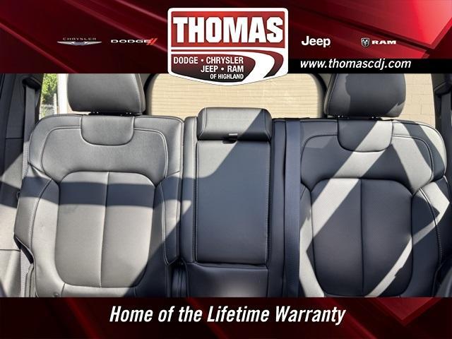 new 2025 Jeep Grand Cherokee car, priced at $44,457