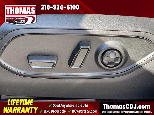 new 2025 Jeep Grand Cherokee car, priced at $46,901