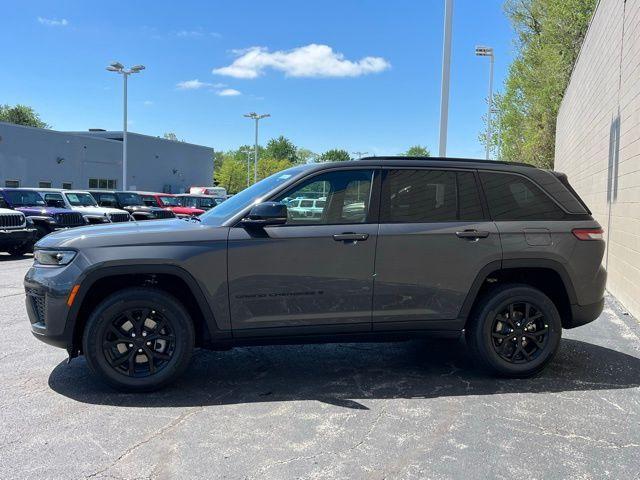 new 2026 Jeep Grand Cherokee car, priced at $45,972
