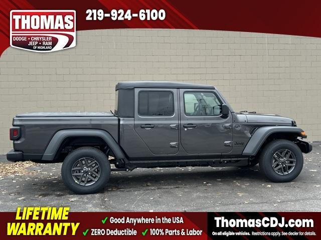 new 2026 Jeep Gladiator car, priced at $43,212