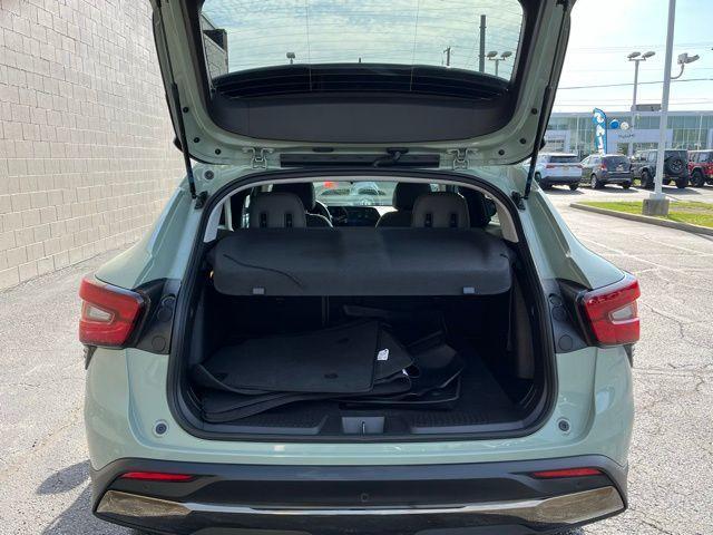 used 2025 Chevrolet Trax car, priced at $25,125