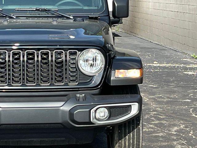 used 2024 Jeep Gladiator car