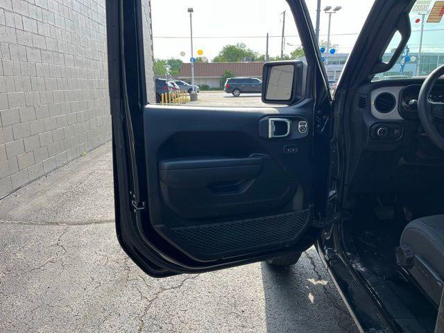 used 2024 Jeep Gladiator car