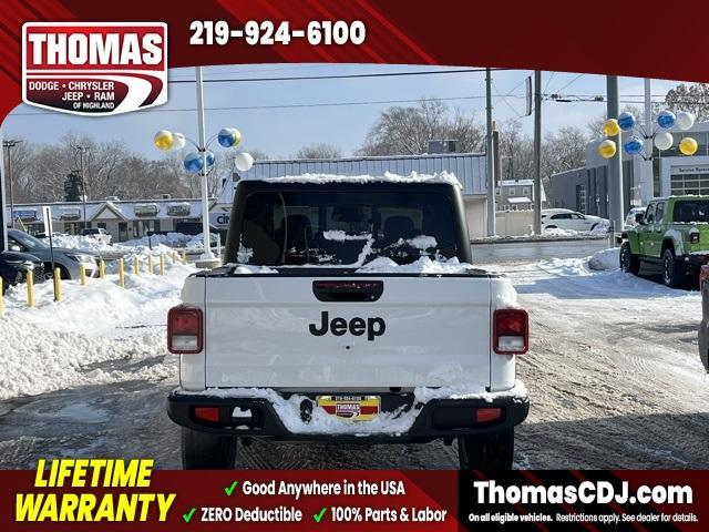 new 2026 Jeep Gladiator car, priced at $45,975