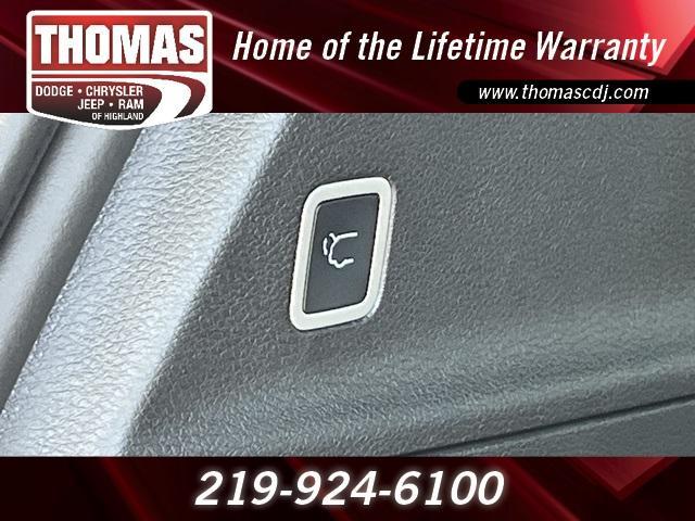 new 2026 Chrysler Pacifica car, priced at $39,683