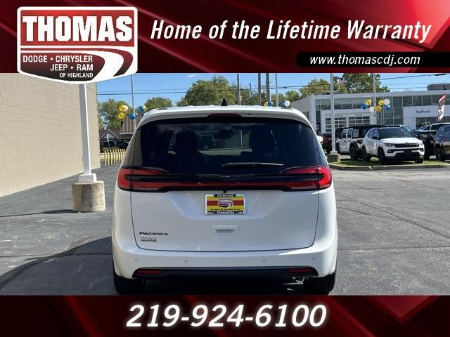 new 2026 Chrysler Pacifica car, priced at $39,683