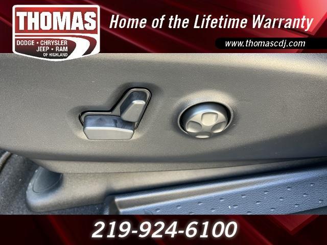 new 2026 Chrysler Pacifica car, priced at $39,683