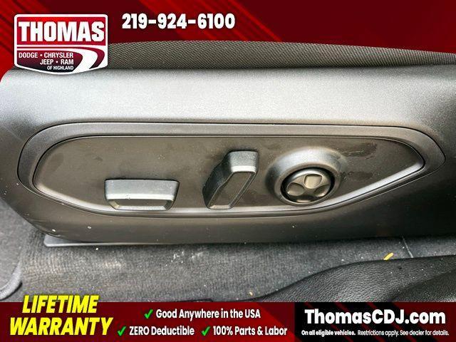 new 2025 Jeep Grand Cherokee car, priced at $35,717