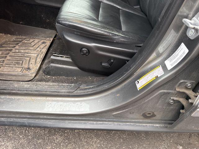 used 2012 Jeep Grand Cherokee car, priced at $10,000