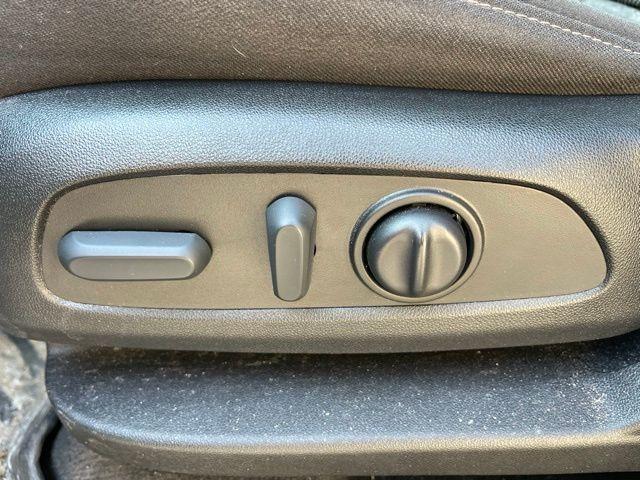 used 2022 Chevrolet Traverse car, priced at $28,000