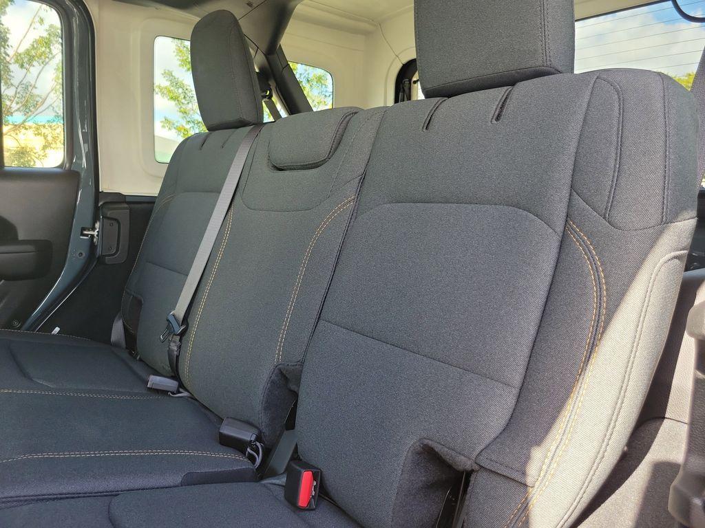 new 2026 Jeep Wrangler car, priced at $39,987