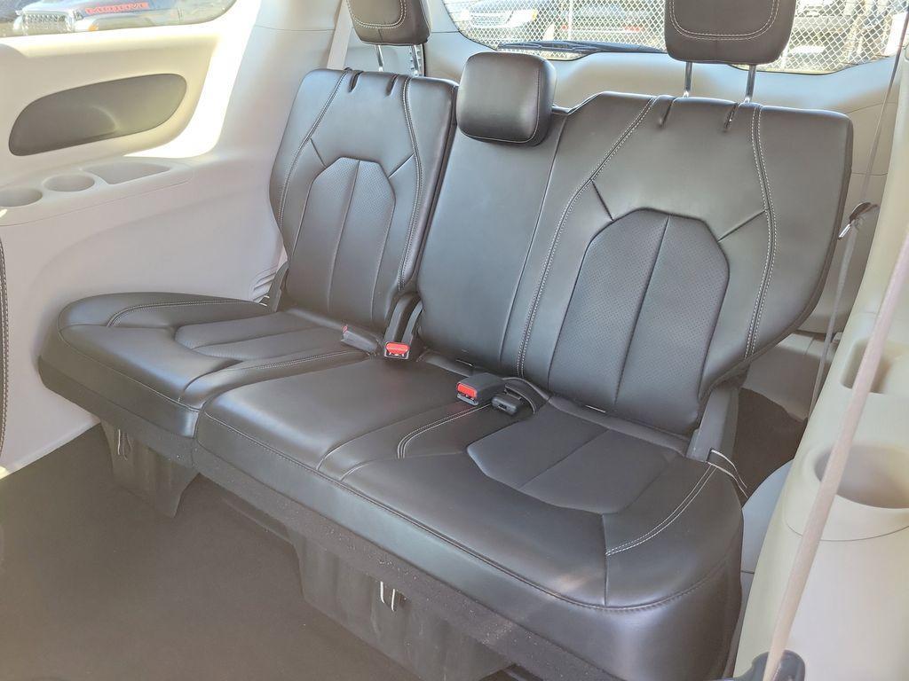 used 2024 Chrysler Pacifica car, priced at $20,998