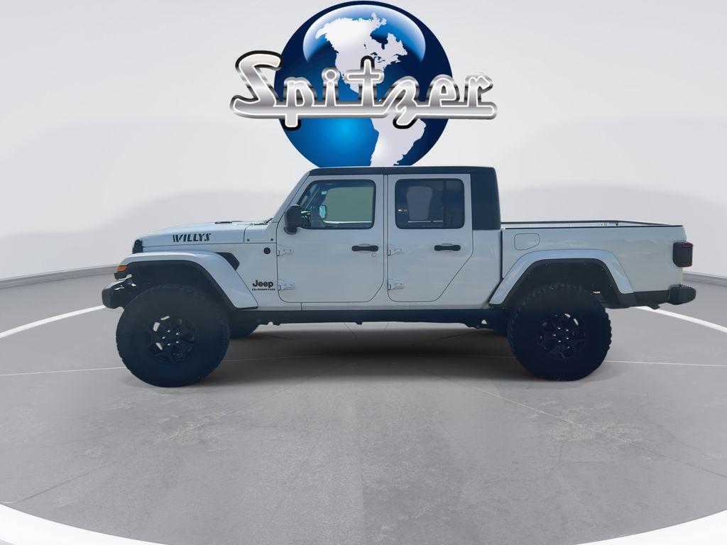 used 2021 Jeep Gladiator car, priced at $22,974