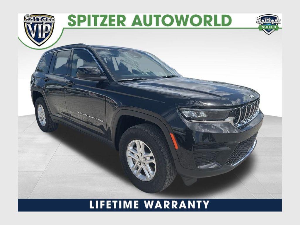 new 2025 Jeep Grand Cherokee car, priced at $30,995