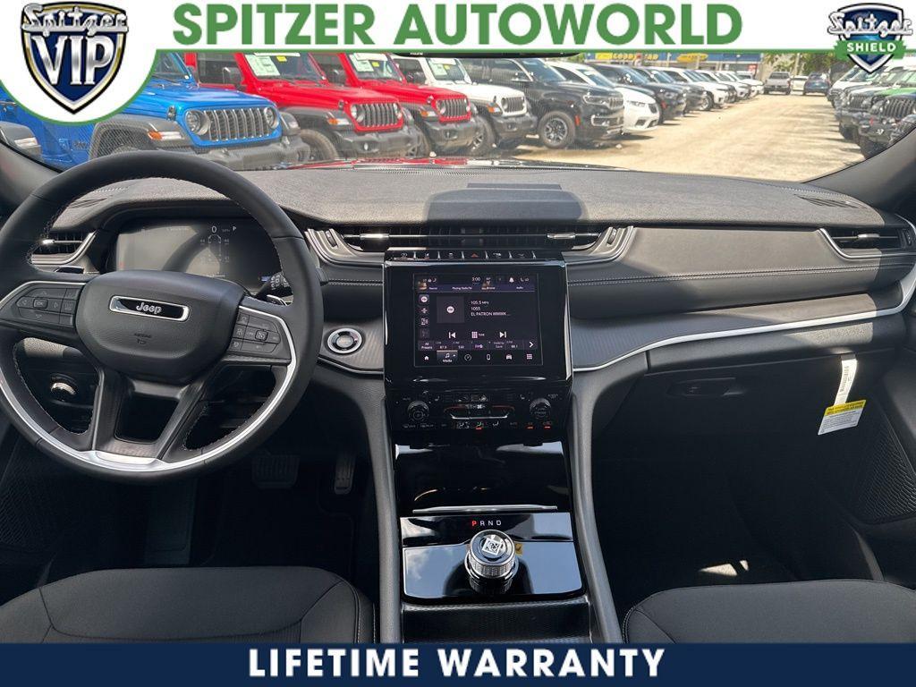 new 2025 Jeep Grand Cherokee L car, priced at $35,598