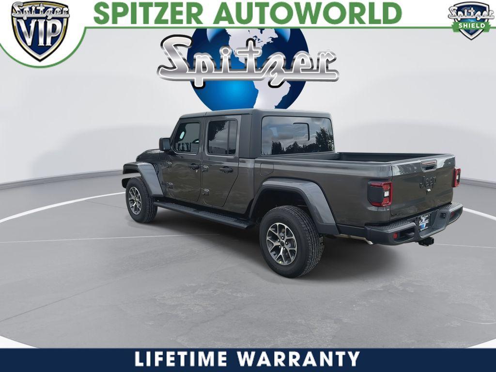 new 2026 Jeep Gladiator car, priced at $46,982