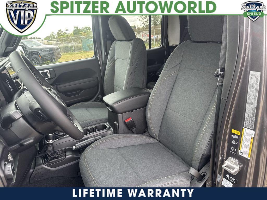 new 2026 Jeep Gladiator car, priced at $48,795